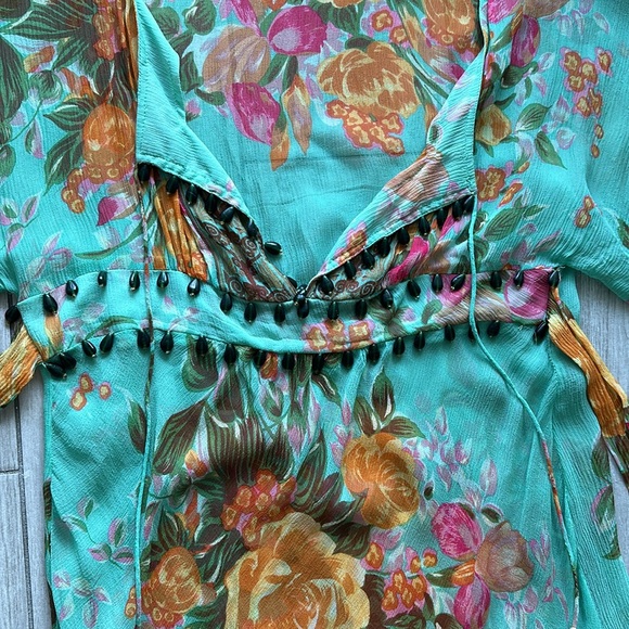 Plenty Floral Silk Top - Picture 12 of 13